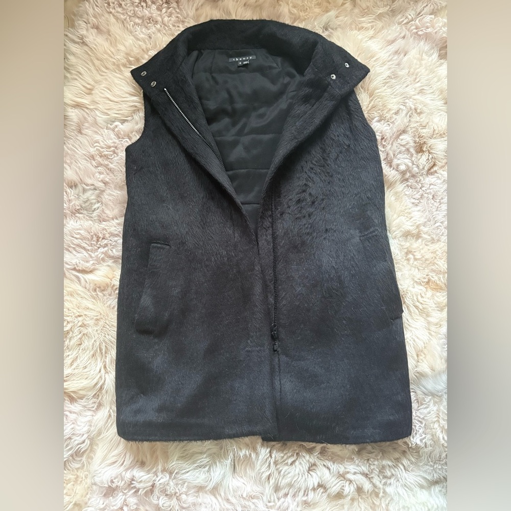 Theory Wool Blend Black Sleeveless Vest